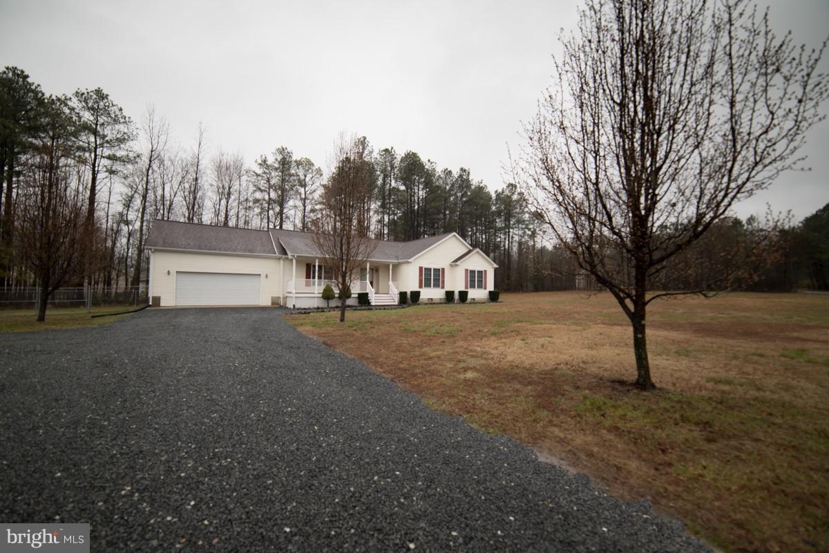 14580 Round Hill Road King George, VA 22485 - Photo 2 of 26 Exterior (Front)
