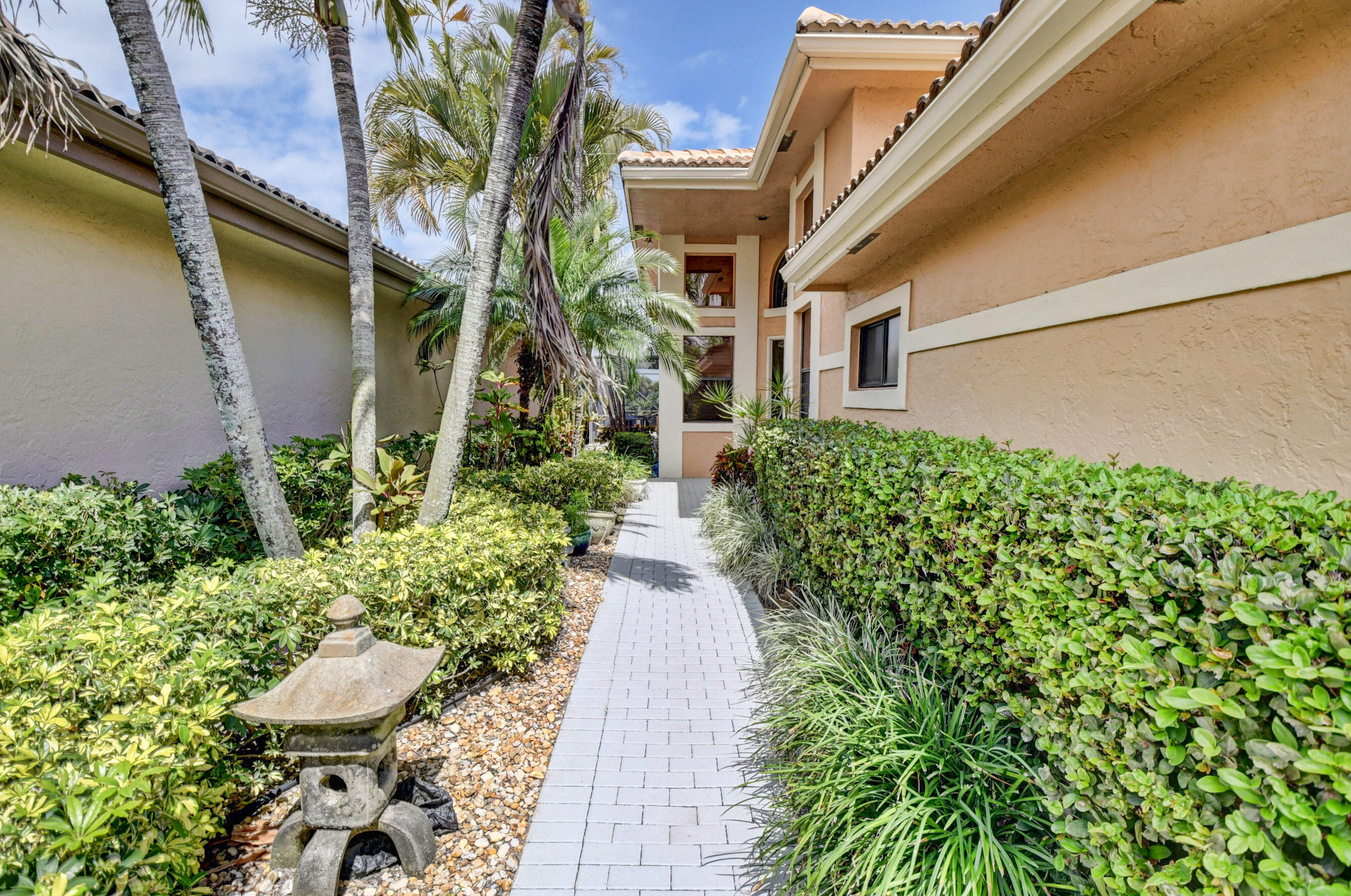 10177 Spyglass Way Boca Raton, FL 33498 - Photo 2 of 38 DSC_10001 (74)_5)_6)_7)_8)