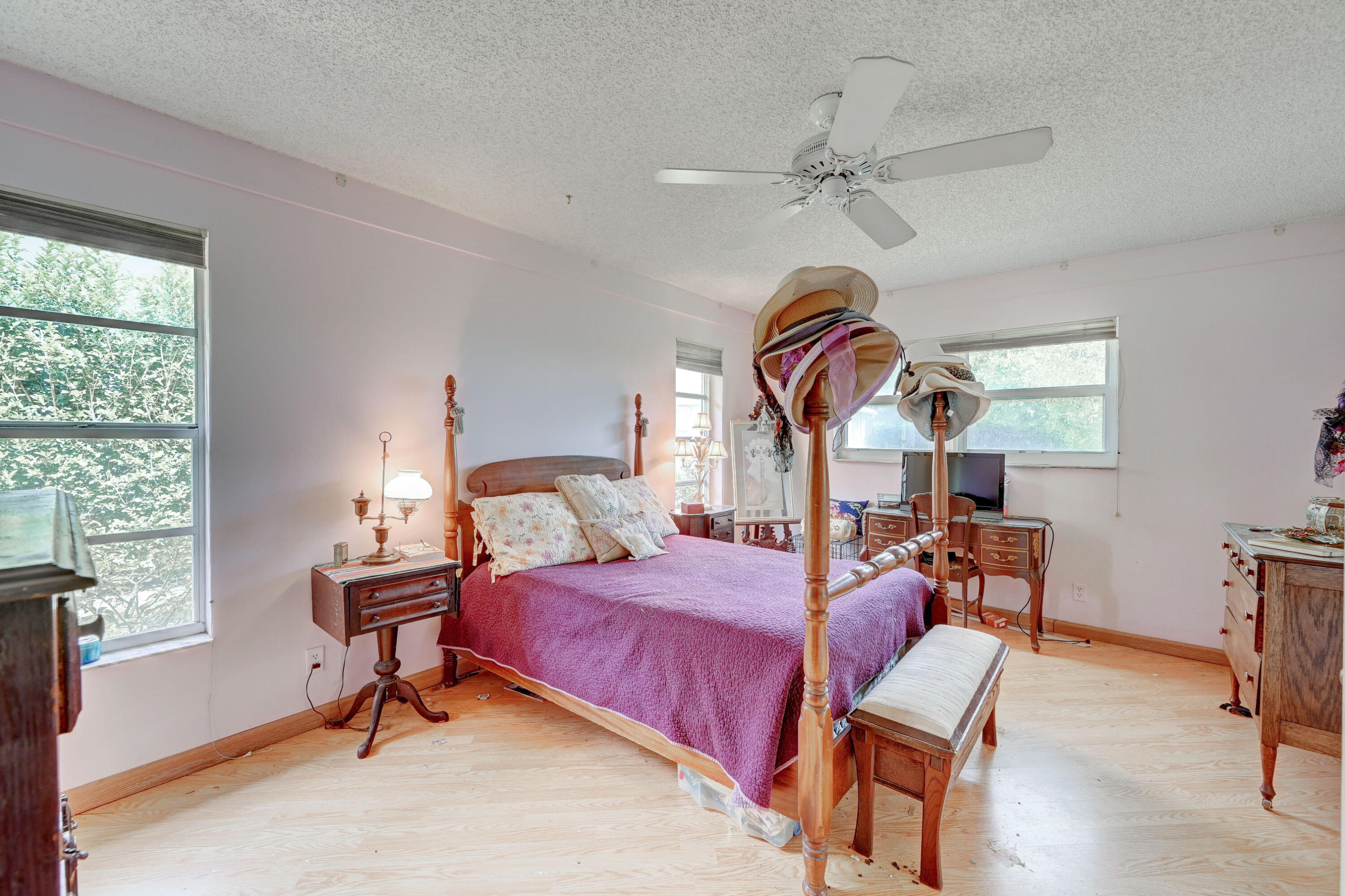 290 Del Rio Boulevard Boca Raton, FL 33432 - Photo 18 of 36 MAIN BEDROOM