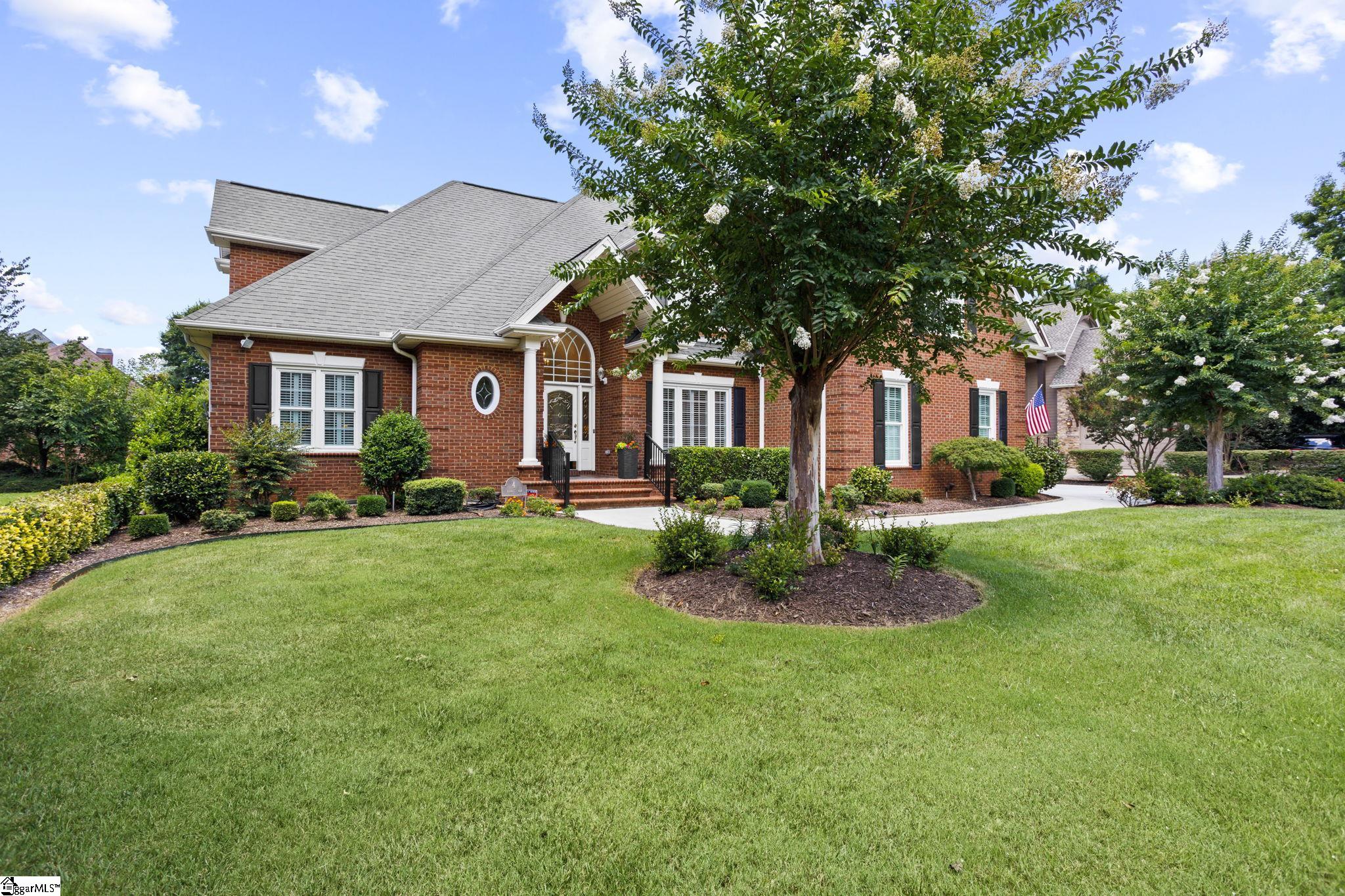 4 Kinross Row Greer, SC 29650 - Photo 3 of 36 Gallery Image 3