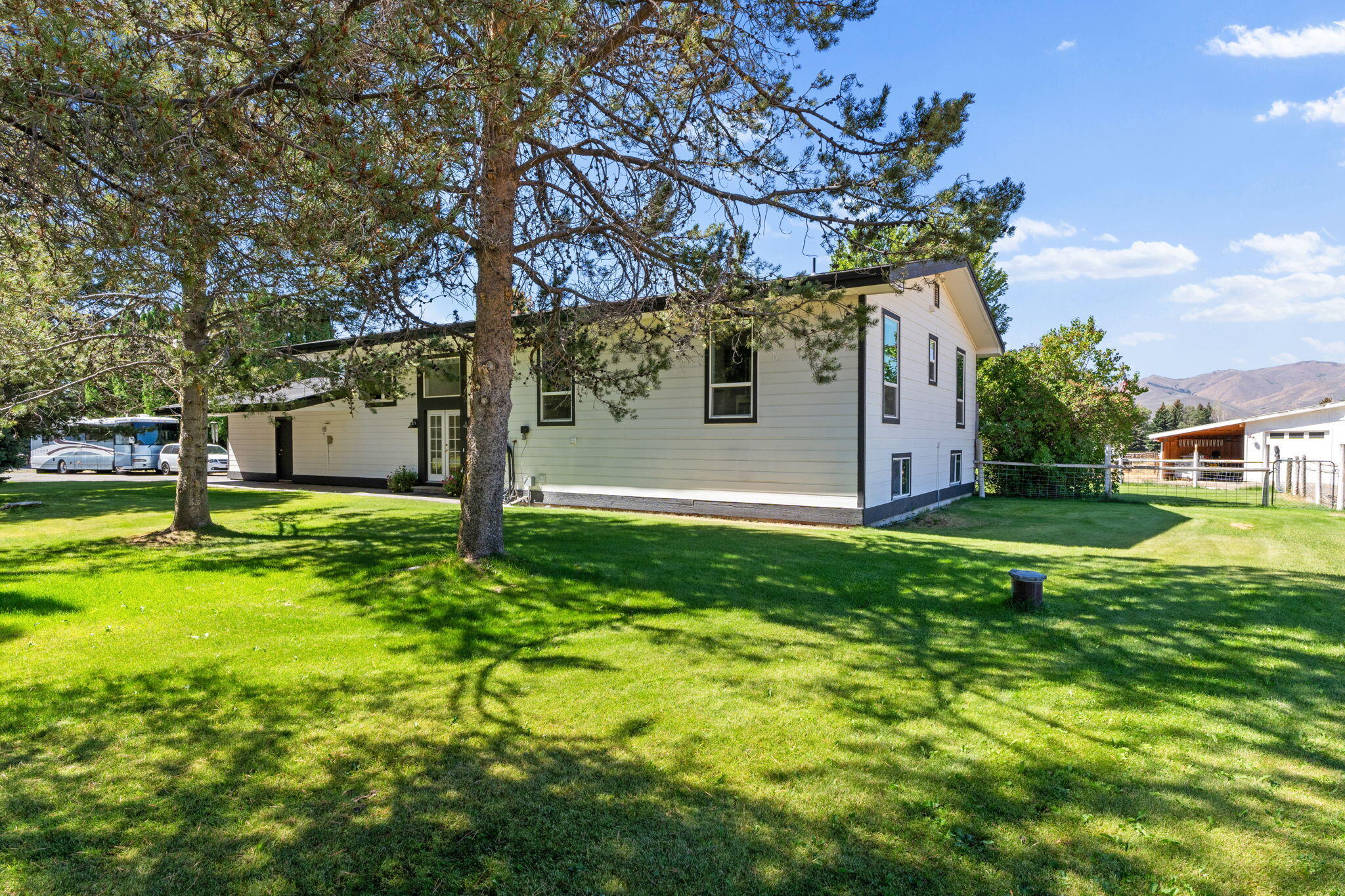 209 Bayhorse Road Blaine County, ID 83313 - Photo 27 of 56 26-web-or-mls-1-26