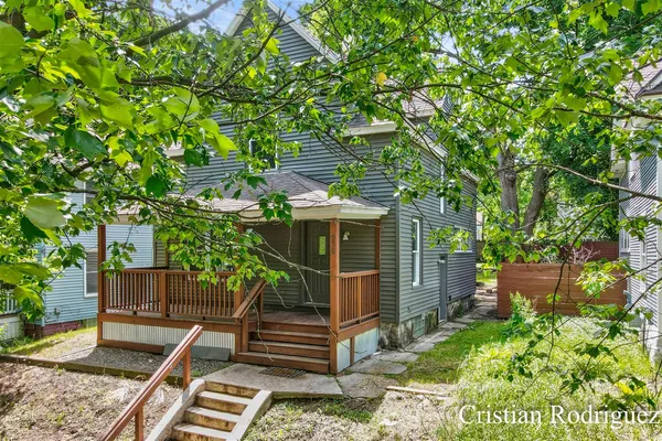 $259,900 | 958 Dunham Street Southeast, Grand Rapids, MI 49506