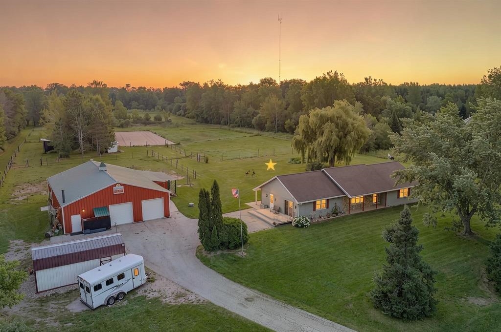 N4288 Green Valley Road Krakow, WI 54137 - Photo 1 of 4 Gallery Image 1