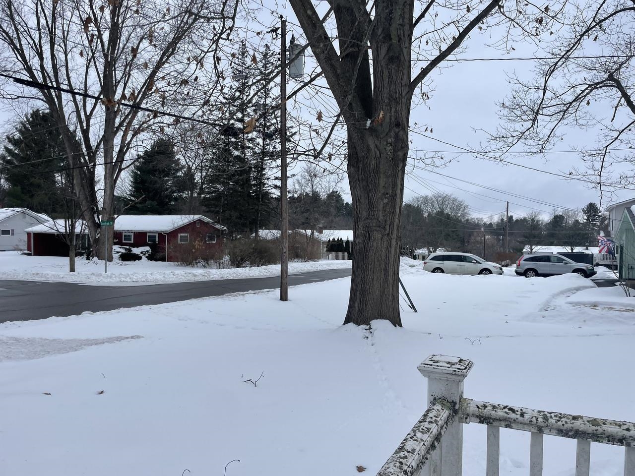 44 Country Lane Williston, VT 05495 - Photo 3 of 5