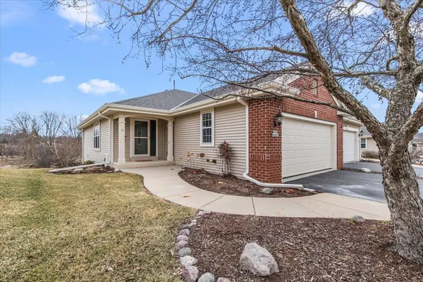 $339,900 | N160W20271 Fox Creek Drive, Jackson, WI 53037