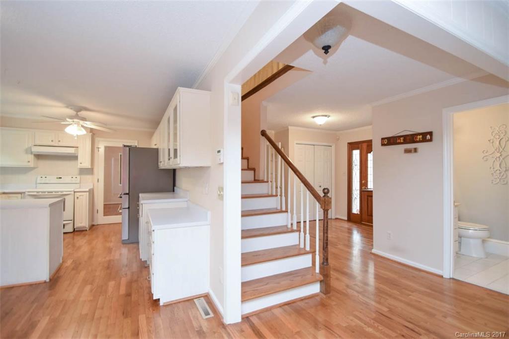7116 Potter Road Matthews, NC 28104 - Photo 2 of 24 Gallery Image 2