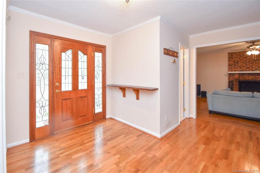 7116 Potter Road Matthews, NC 28104 - Photo 3 of 24 Gallery Image 3