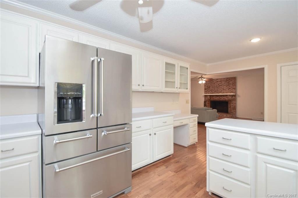 7116 Potter Road Matthews, NC 28104 - Photo 9 of 24 Gallery Image 9