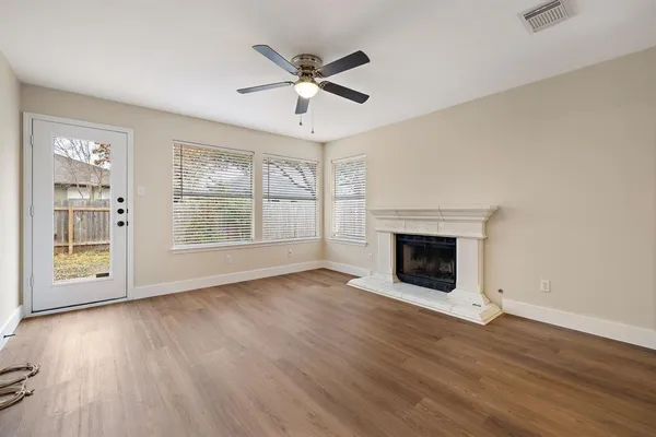 $2,100 | 13412 Tossa Lane, Austin, TX 78729