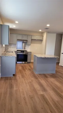 $2,100 | 13412 Tossa Lane, Austin, TX 78729