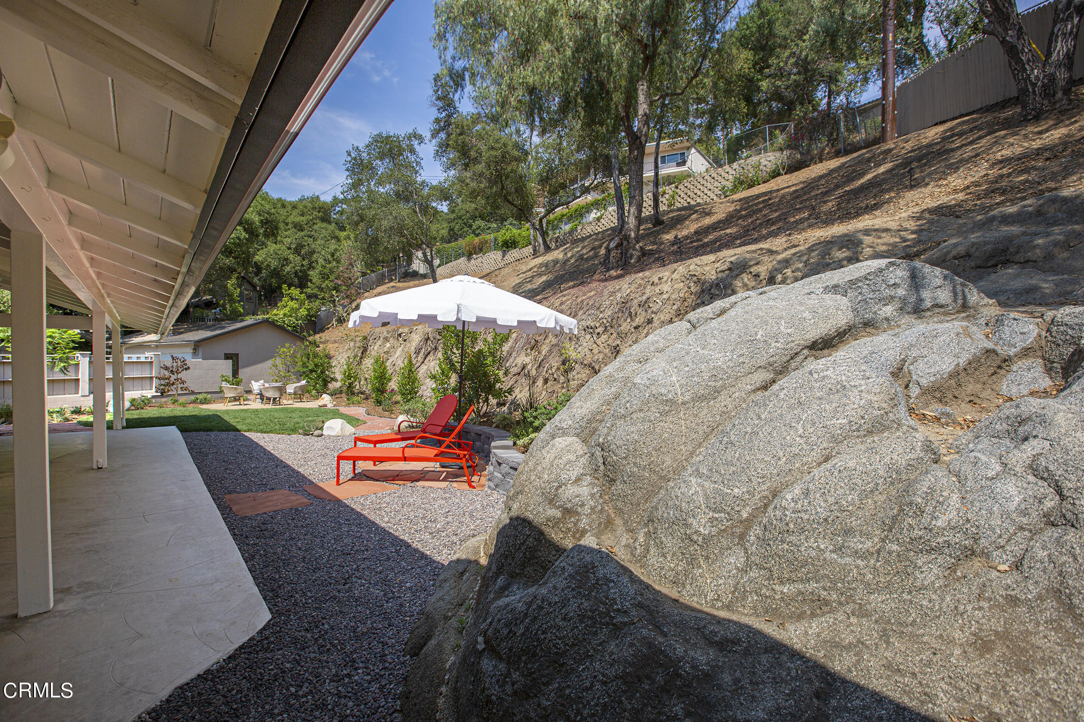 4175 Chevy Chase Drive La Canada Flintridge, CA 91011 - Photo 33 of 40 an outdoor view of the house