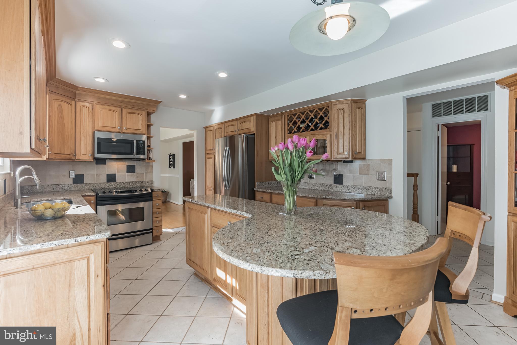 7213 Racepoint Way Alexandria, VA 22315 - Photo 11 of 33 Gallery Image 11