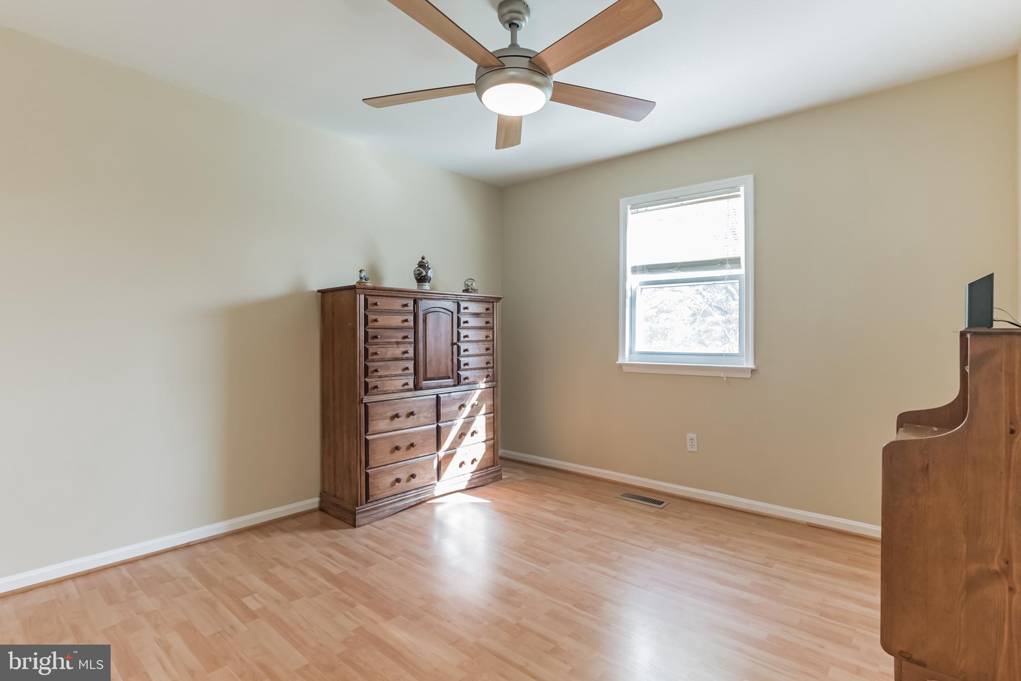 7213 Racepoint Way Alexandria, VA 22315 - Photo 17 of 33 Gallery Image 17
