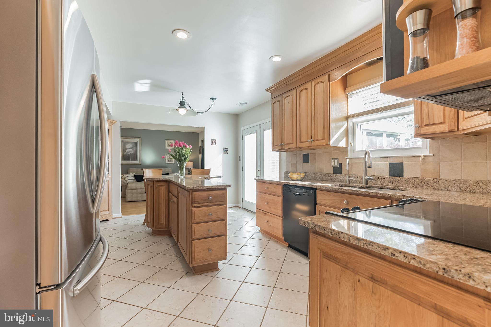 7213 Racepoint Way Alexandria, VA 22315 - Photo 10 of 33 Gallery Image 10