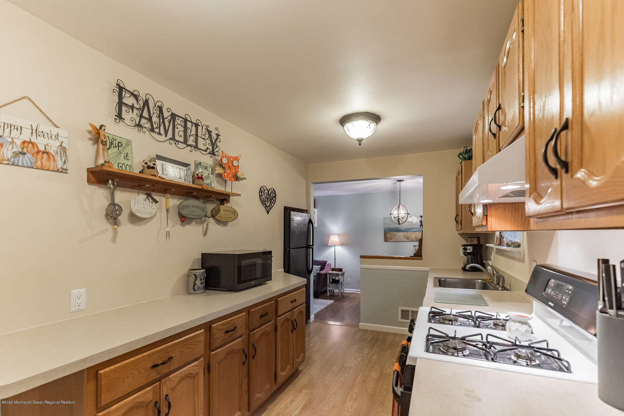 5 Redwood Road Howell, NJ 07731 - Photo 12 of 30 HJ67293-7-7214526