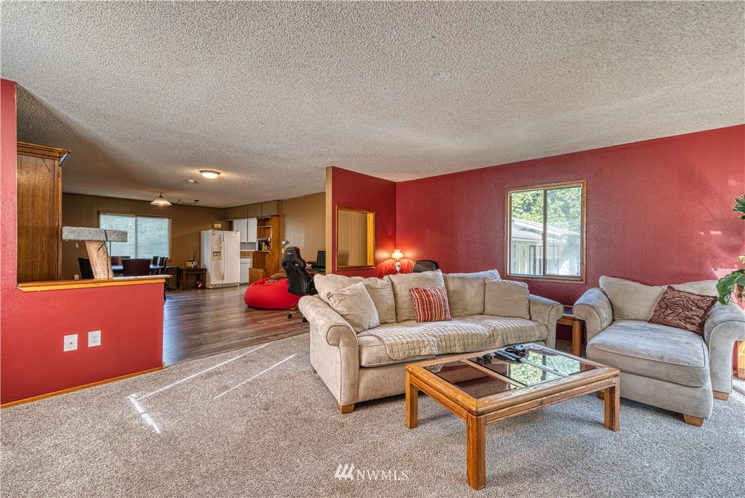 1823 Southeast Cedar Road Port Orchard, WA 98367 - Photo 14 of 32 Gallery Image 14