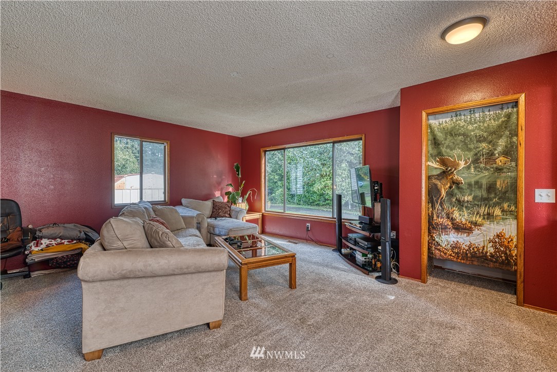 1823 Southeast Cedar Road Port Orchard, WA 98367 - Photo 15 of 32 Gallery Image 15