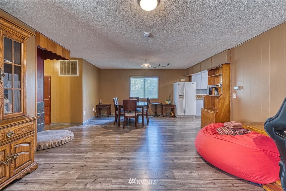 1823 Southeast Cedar Road Port Orchard, WA 98367 - Photo 16 of 32 Gallery Image 16