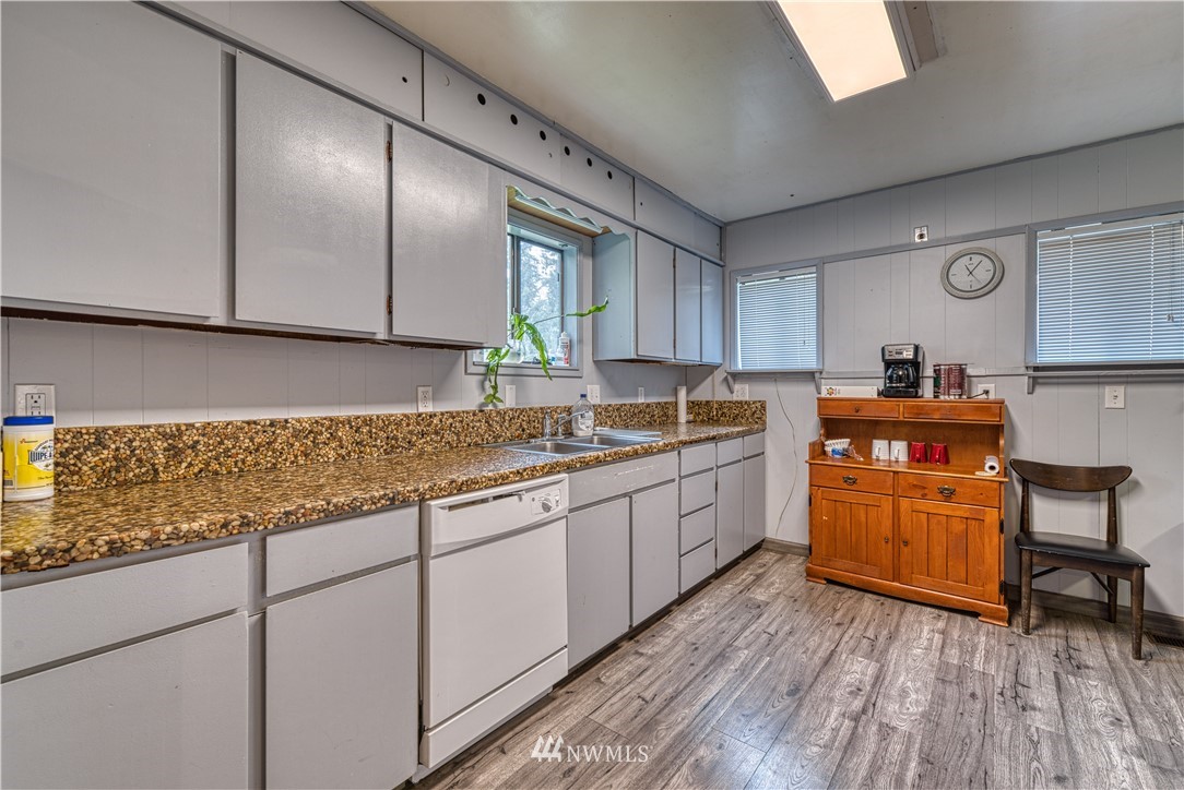 1823 Southeast Cedar Road Port Orchard, WA 98367 - Photo 18 of 32 Gallery Image 18