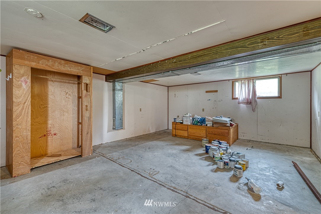 1823 Southeast Cedar Road Port Orchard, WA 98367 - Photo 23 of 32 Gallery Image 23