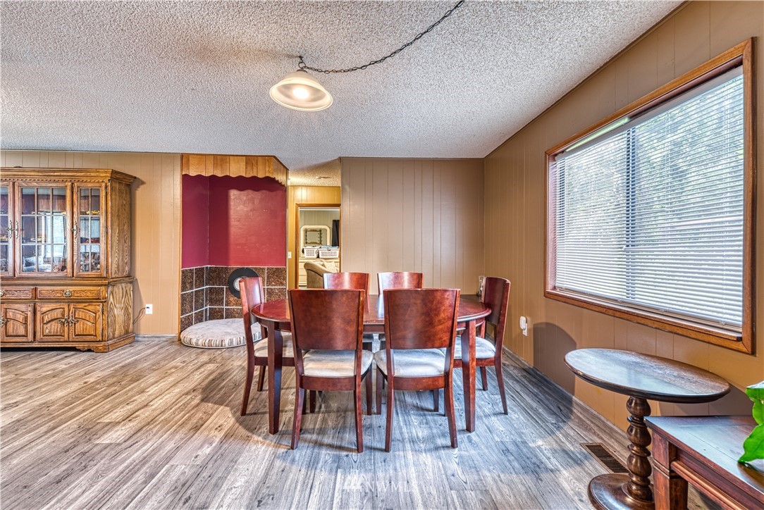 1823 Southeast Cedar Road Port Orchard, WA 98367 - Photo 10 of 32 Gallery Image 10