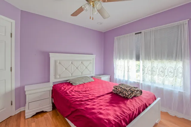 $549,000 | 1094 Vista Drive, Gurnee, IL 60031