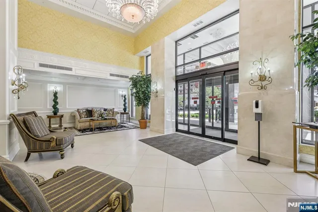 $510,000 | 151 Prospect Avenue, Unit 19E, Hackensack, NJ 07601