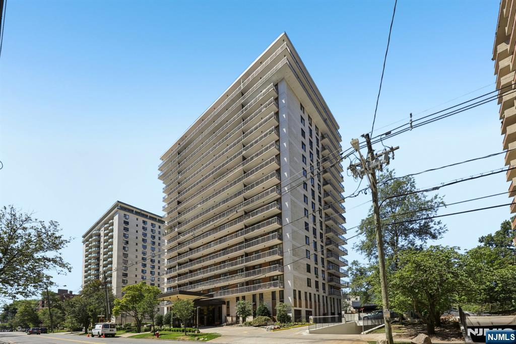 151 Prospect Avenue, Unit 19E Hackensack, NJ 07601 - Photo 36 of 39