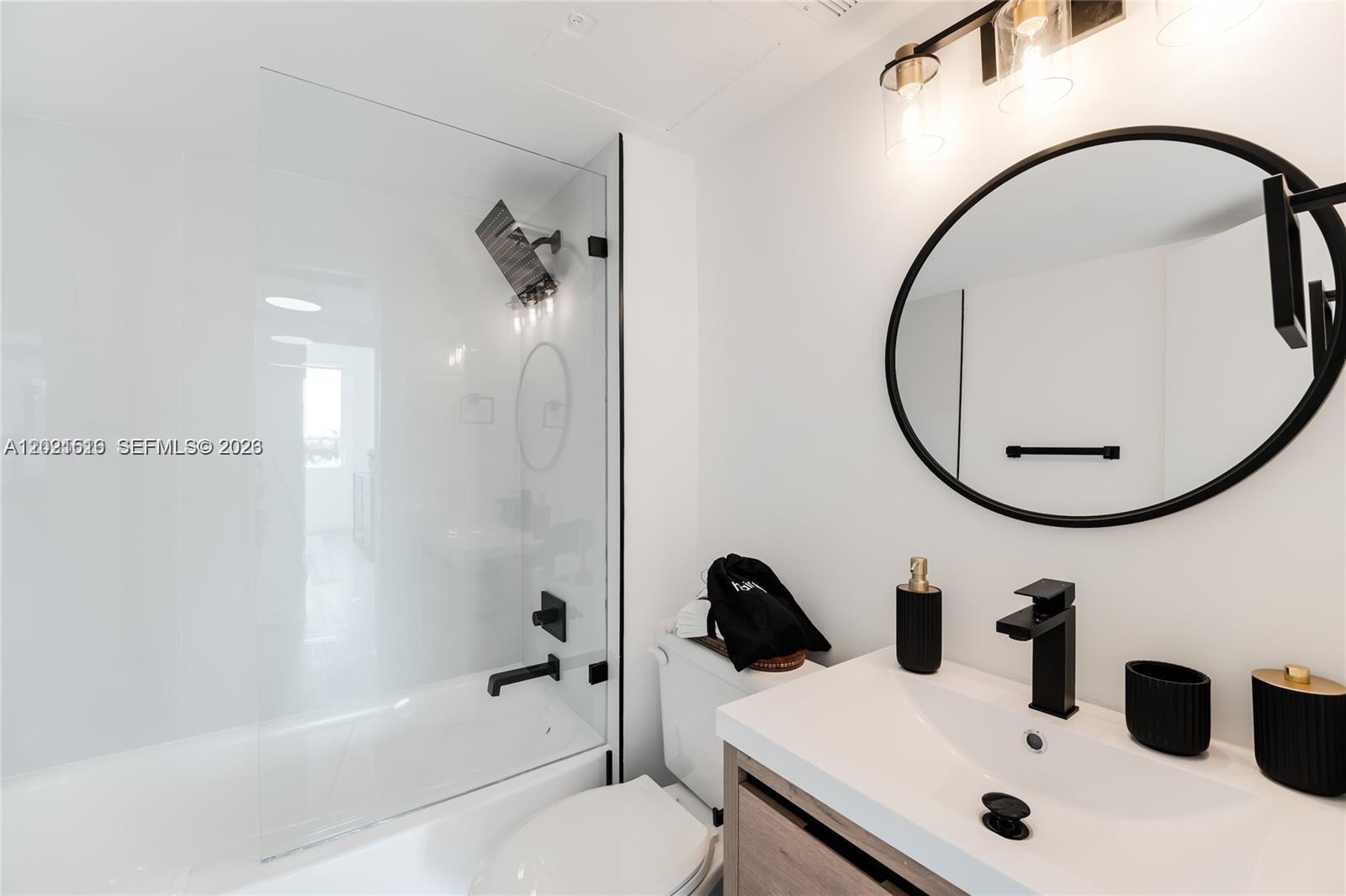 1500 Bay Road, Unit 416S Miami Beach, FL 33139 - Photo 19 of 20