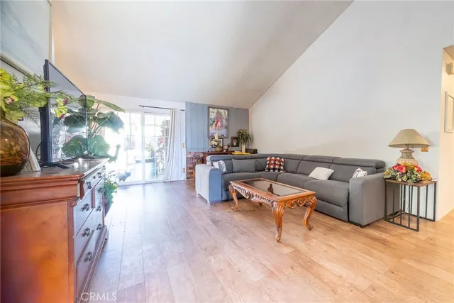 $814,999 | 2433 Medina Avenue, Simi Valley, CA 93063