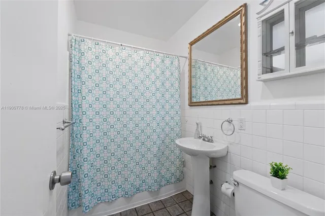 $298,000 | 6580 Santona Street, Unit A42, Coral Gables, FL 33146