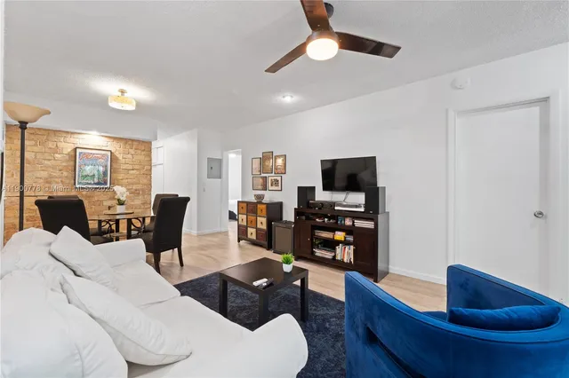 $298,000 | 6580 Santona Street, Unit A42, Coral Gables, FL 33146