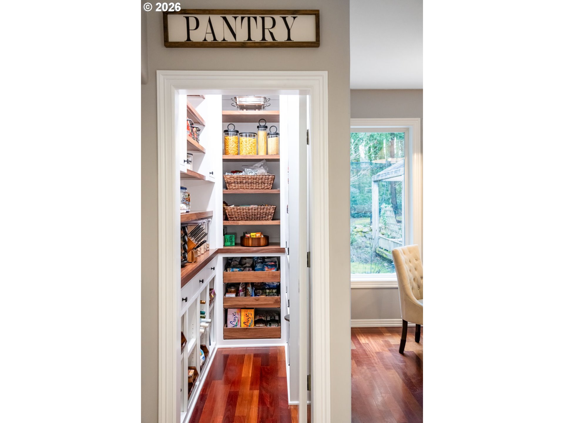 18977 Southwest Barton Road Lake Oswego, OR 97034 - Photo 12 of 48