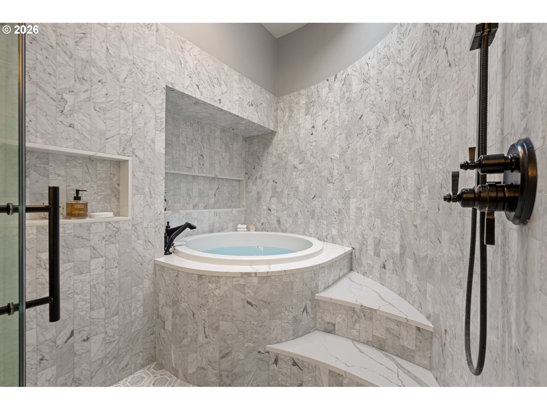 18977 Southwest Barton Road Lake Oswego, OR 97034 - Photo 29 of 48