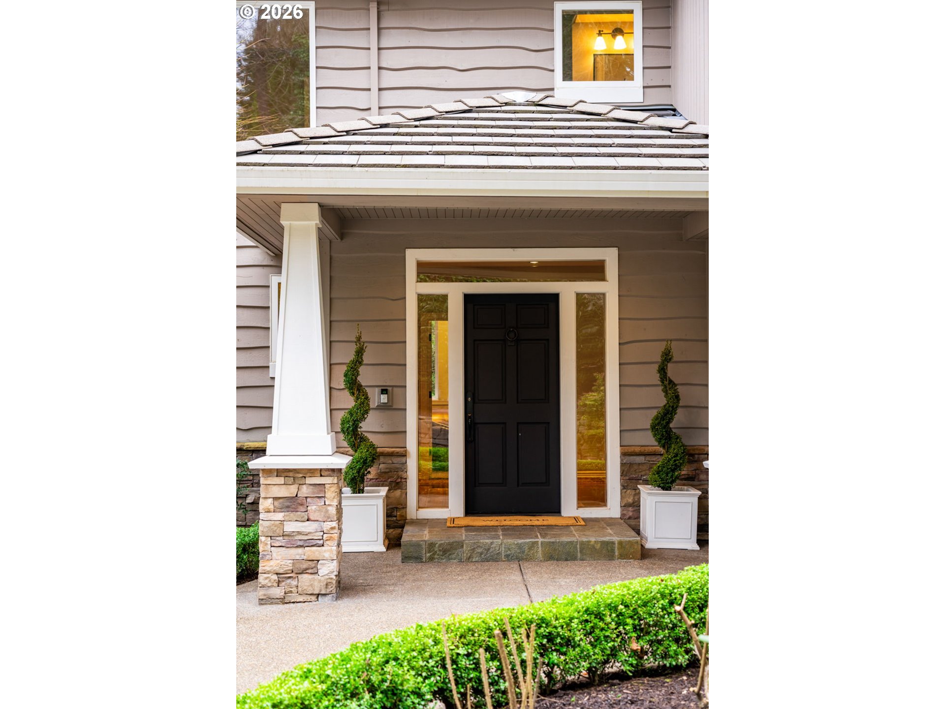 18977 Southwest Barton Road Lake Oswego, OR 97034 - Photo 4 of 48