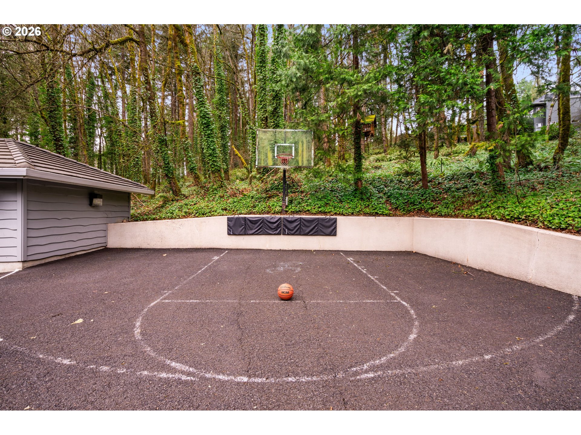 18977 Southwest Barton Road Lake Oswego, OR 97034 - Photo 44 of 48