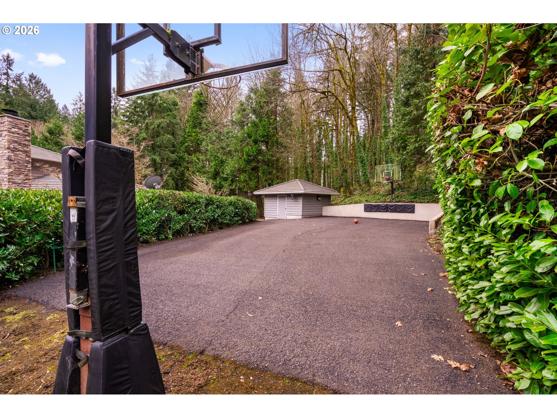 18977 Southwest Barton Road Lake Oswego, OR 97034 - Photo 45 of 48