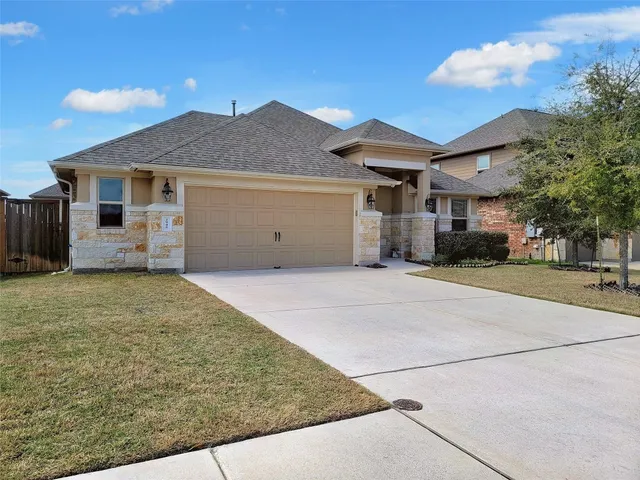 a view of a house with a outdoor space