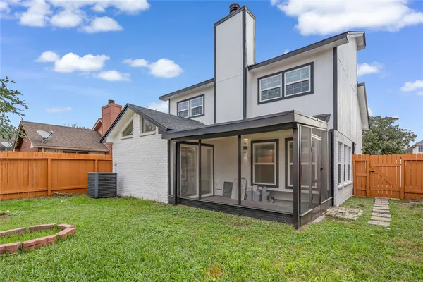 $2,200 | 12426 North Rachlin Circle, Houston, TX 77071