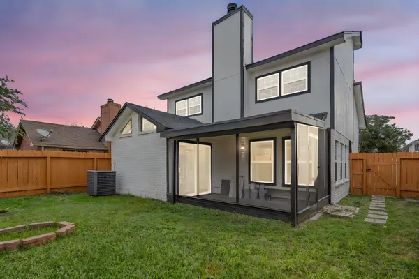 $2,200 | 12426 North Rachlin Circle, Houston, TX 77071