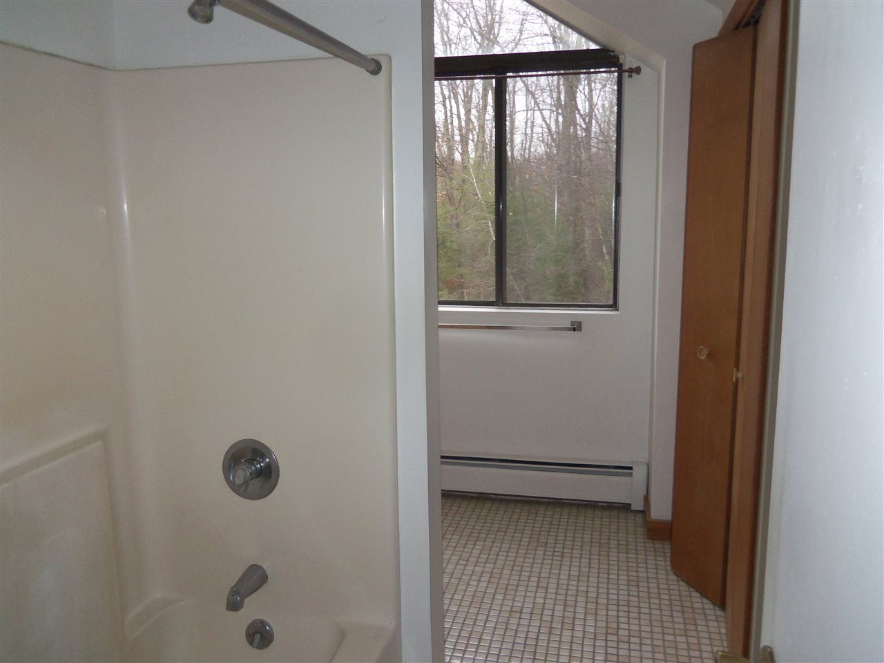 33 Franklin Heights, Unit 33 Rochester, NH 03867 - Photo 14 of 16