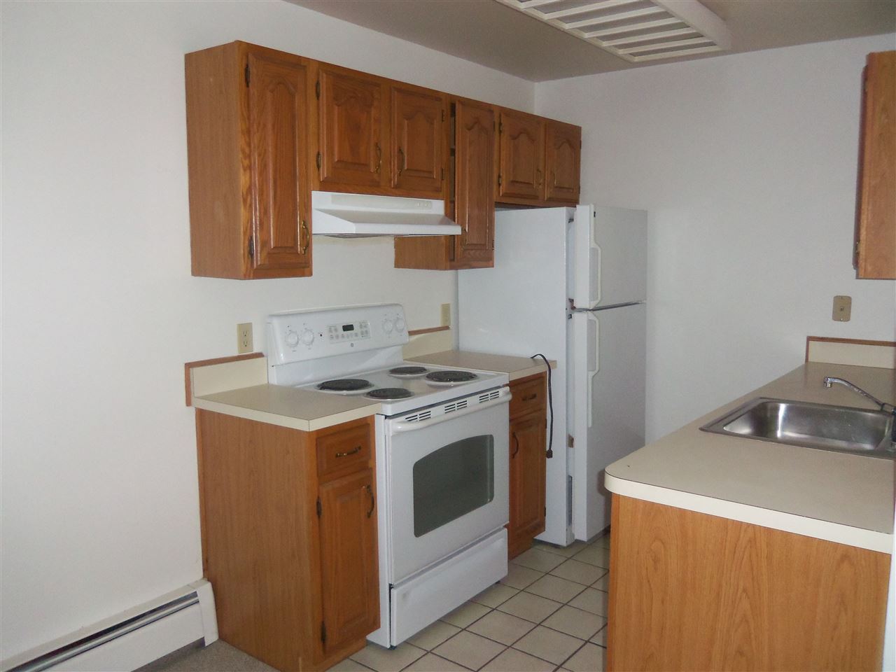 33 Franklin Heights, Unit 33 Rochester, NH 03867 - Photo 4 of 16