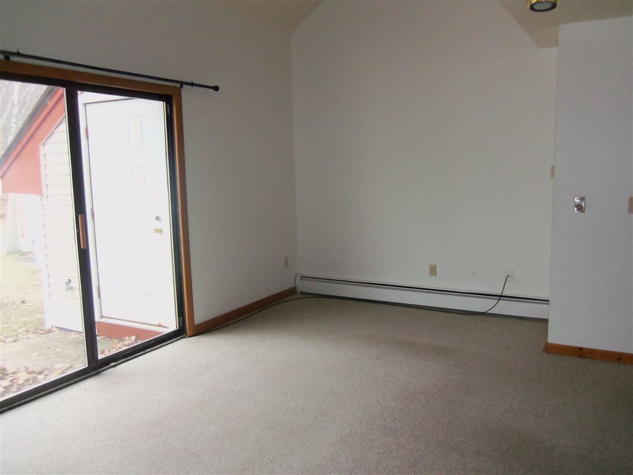 33 Franklin Heights, Unit 33 Rochester, NH 03867 - Photo 7 of 16