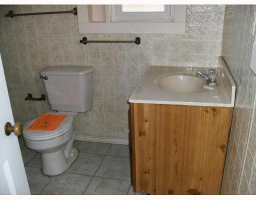 422 Bear Road Worthington, PA 16262 - Photo 9 of 9 Master Bath/Spa.