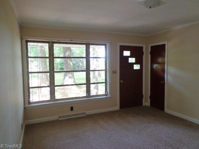 4315 Moffitt Mill Road Ramseur, NC 27316 - Photo 4 of 11 Living Room.
