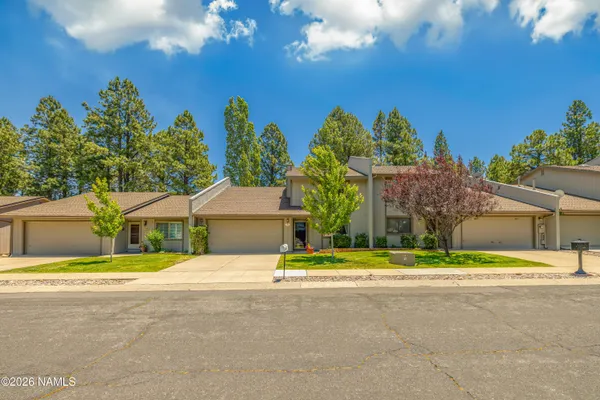 $793,000 | 1700 North Fairway Drive, Flagstaff, AZ 86004