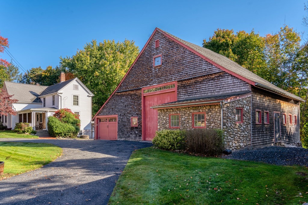 142 Prospect Street Ashland, MA 01721 - Photo 3 of 42 Gallery Image 3