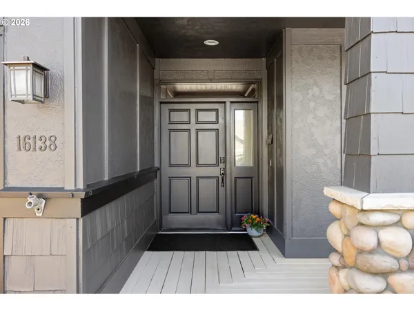 $719,500 | 16138 Southeast Goosehollow Drive, Damascus, OR 97089