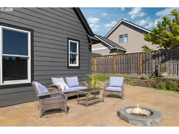 $719,500 | 16138 Southeast Goosehollow Drive, Damascus, OR 97089