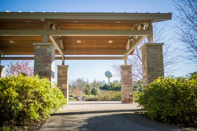 $82,000 | L86 Oakridge, Janesville, WI 53548